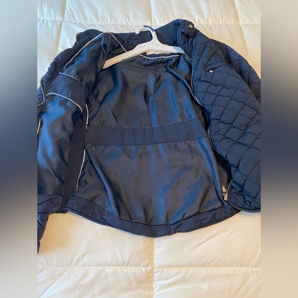 ZARA Lightweight Jacket - Picture 3 of 3